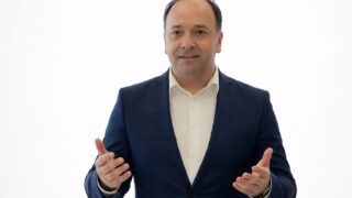 Adrian Negrescu avertizează asupra unui risc de 8,7 miliarde de euro în PNRR. Gradul de încasare a coborât la 44%