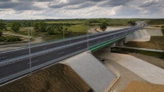 Podul de la Ungheni aduce primii 5 kilometri de autostradă în Republica Moldova. Ce câștigă comerțul și investițiile
