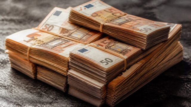 Investițiile private equity au depășit 400 de milioane de euro în 2025