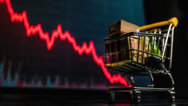 România a intrat într-o recesiune ușoară. Cine pierde din scăderea consumului și ce rămâne în joc pentru investitori
