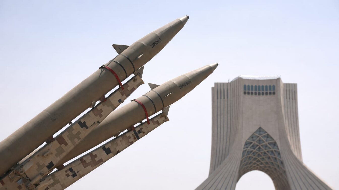 Iranul a schimbat strategia militară, SUA au lovit zeci de ținte