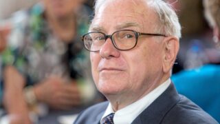 Warren Buffett, la 95 de ani și 150 de miliarde de dolari, afirmă că norocul a fost decisiv