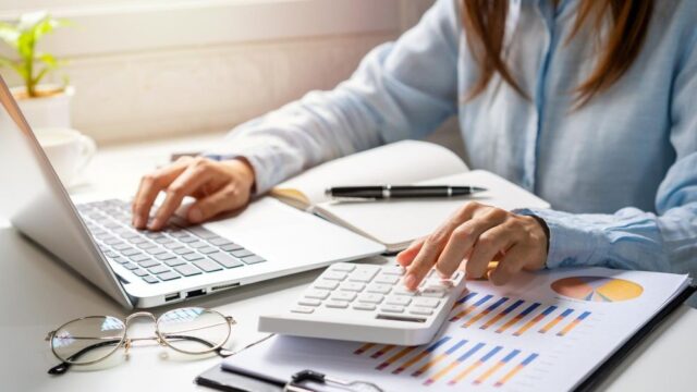 Calculator dividende 2026: cât primești efectiv după taxe
