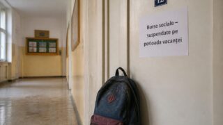 8 miliarde de lei ar costa aplicarea promisiunilor salariale din Educație. De ce PNL taie burse și apără austeritatea