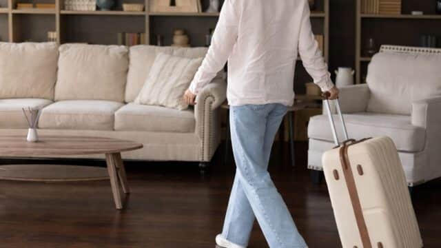 Chiriile în București și Cluj-Napoca au sărit de 590 de euro pe lună