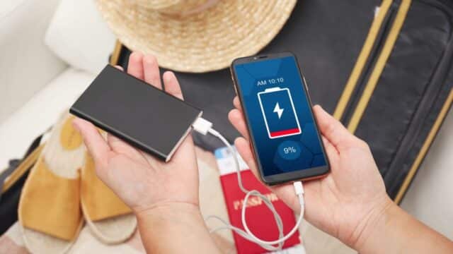 Cum alegi un power bank pentru iPhone: capacitate și viteză