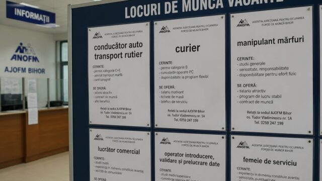 Companiile găsesc volum la recrutarea de bază, dar deficitul se mută spre personalul calificat și absolvenții de facultate