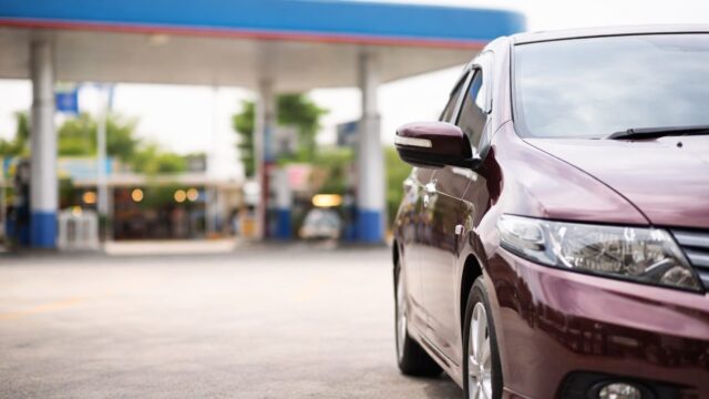 Ce înseamnă noua intervenție din piața carburanților pentru motorină, prețul la pompă și investițiile