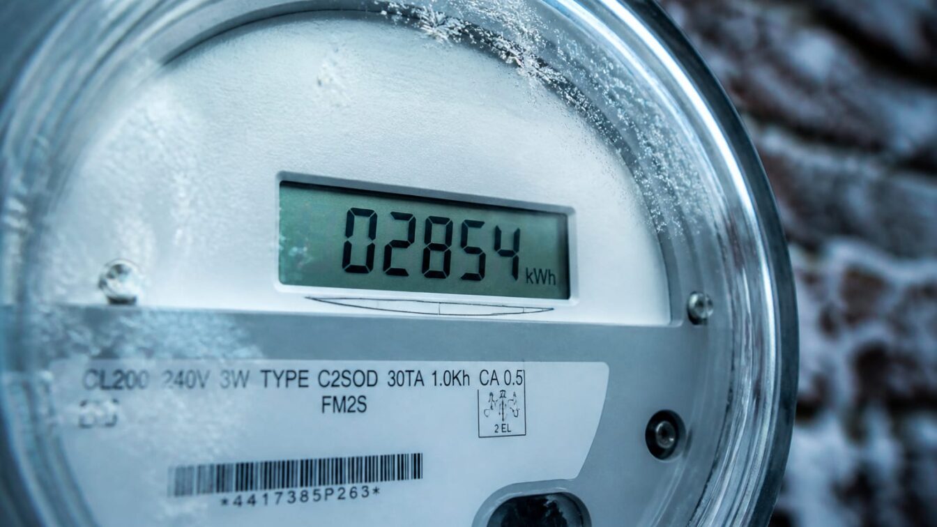 Prețurile la electricitate ar putea crește cu 20% pentru iarna 2026-2027