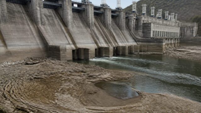 6.139 MW mizează Strategia Energetică pe hidro, deși ponderea reală a producției a coborât la 22% în 2025
