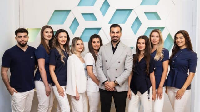 Cancerul oral poate trece neobservat. Cum ajută VELscope la identificarea modificărilor suspecte din cavitatea orală