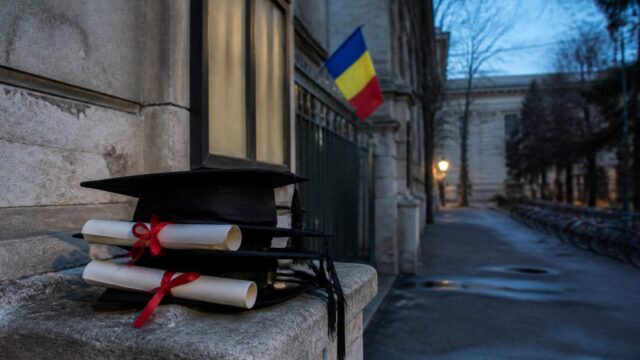 Angajatorii găsesc mai greu forță de muncă înalt calificată. România este pe ultimul loc în UE la absolvenții de facultate