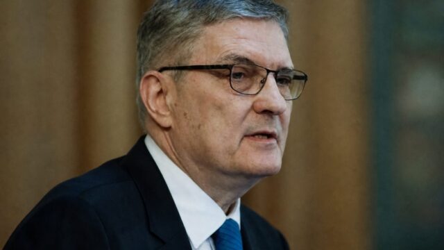 Daniel Dăianu avertizează că alegerile anticipate pot duce la retrogradarea ratingului României