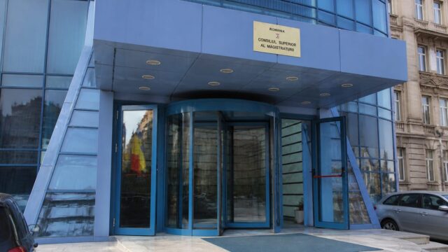 CSM a admis apărarea independenței judecătorilor ÎCCJ din dosarul restanțelor salariale ale magistraților