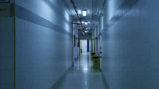 Spitalele județene din 12 județe au un deficit de medici de 30-40%. În Neamț, Prahova și Tulcea lipsesc jumătate