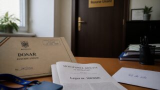 Își poate păstra postul din România dacă lucrează temporar la Bruxelles? Mii de funcționari trebuie să decidă în 45 de zile