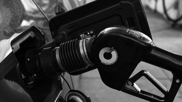 Rompetrol vinde motorina premium EfixS la prețul celei standard, 10,52 lei pe litru