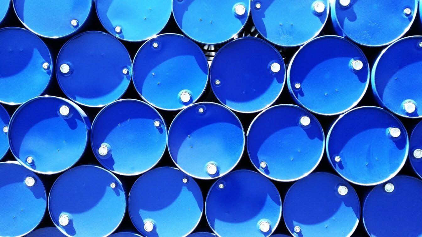 Petrolul scade, WTI ajunge la 89,53 dolari, iar Brent la 98,69 dolari pe baril