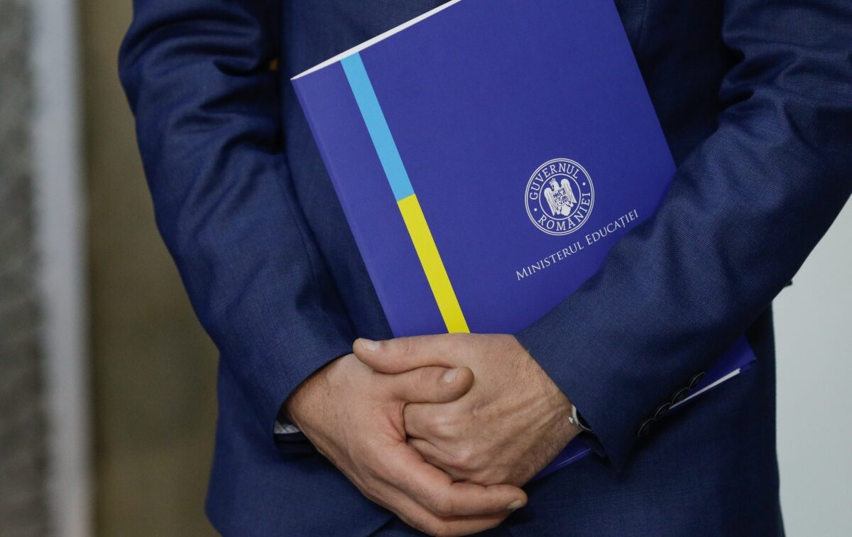 Ministerul Educației propune bursa socială de 925 de lei pentru studenți, sub cei 1.050 de lei propuși de CNFIS