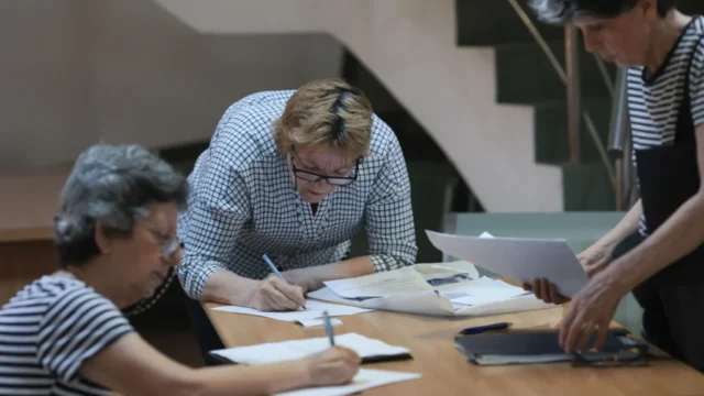 Curtea de Conturi a găsit erori la pensiile de invaliditate. Abaterile estimate depășesc 60 de milioane de lei