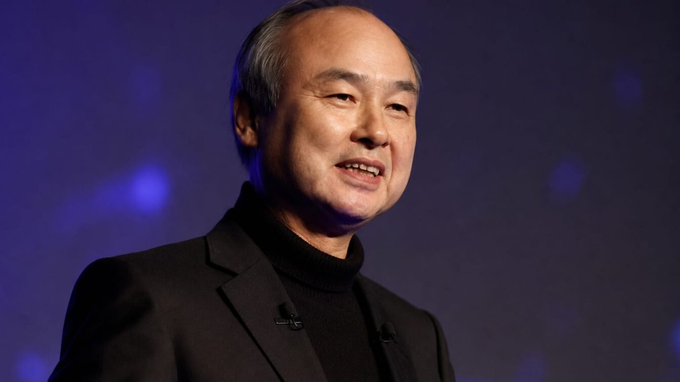 SoftBank își extinde finanțarea pentru OpenAI, iar CDS-ul depășește 400 de puncte de bază