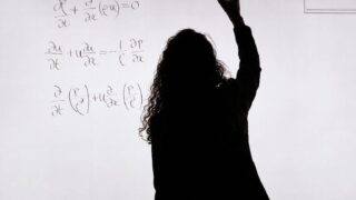 Terence Tao avertizează că AI poate epuiza problemele valoroase din matematică înaintea cercetătorilor
