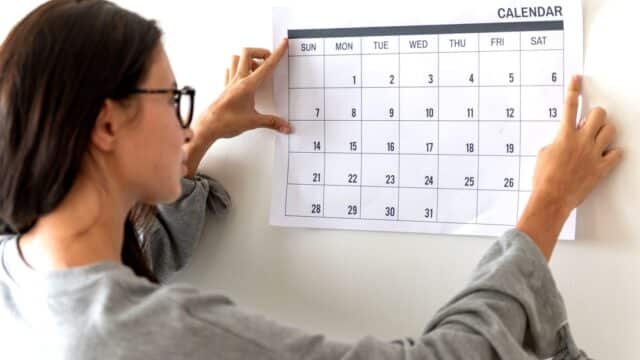 Calendar de birou 2027 pentru echipe: metode simple de planificare