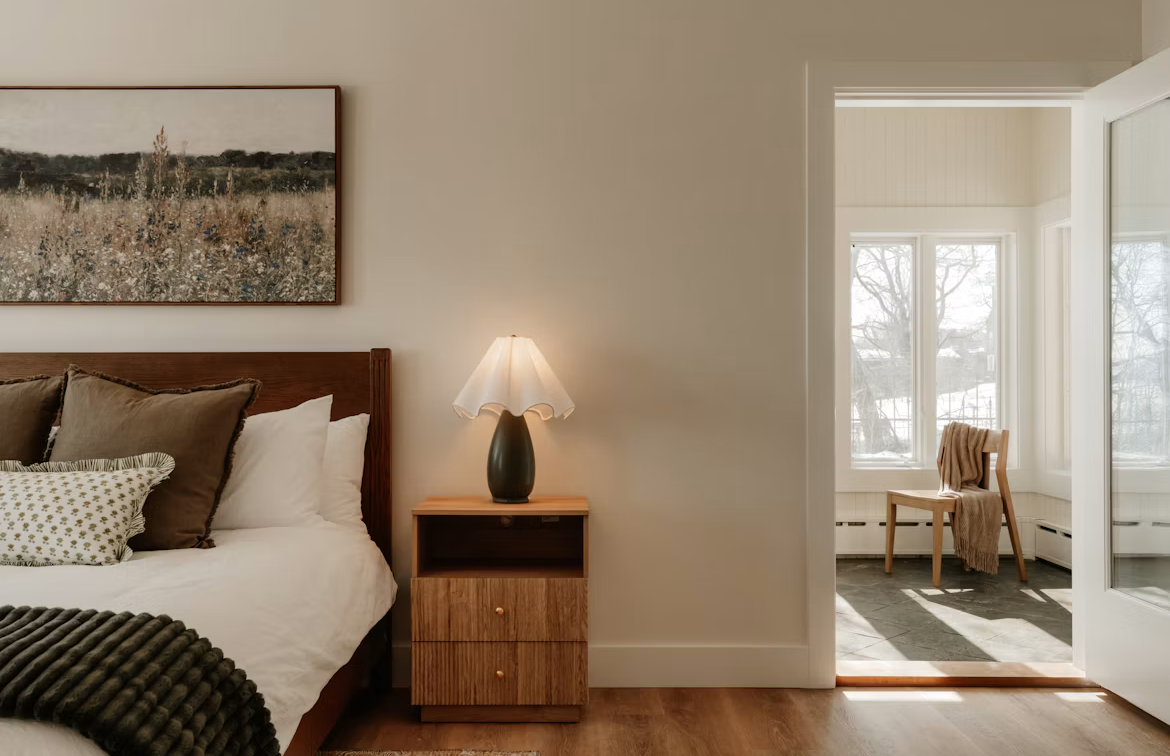 Dormitorul cozy de toamnă: 7 schimbări simple pentru seri mai confortabile acasă