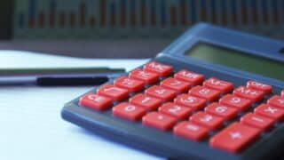 Bilanțul restant pe 2025 poate aduce inactivarea firmei. Depunerea până la 2 noiembrie 2026 evită acest risc