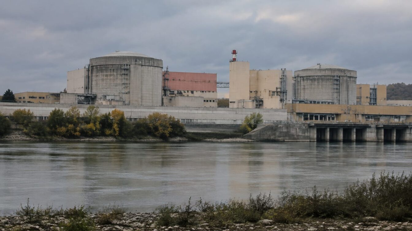 Cernavodă rămâne oprită încă 10 zile, anunță reprezentanți ai Ministerului Energiei