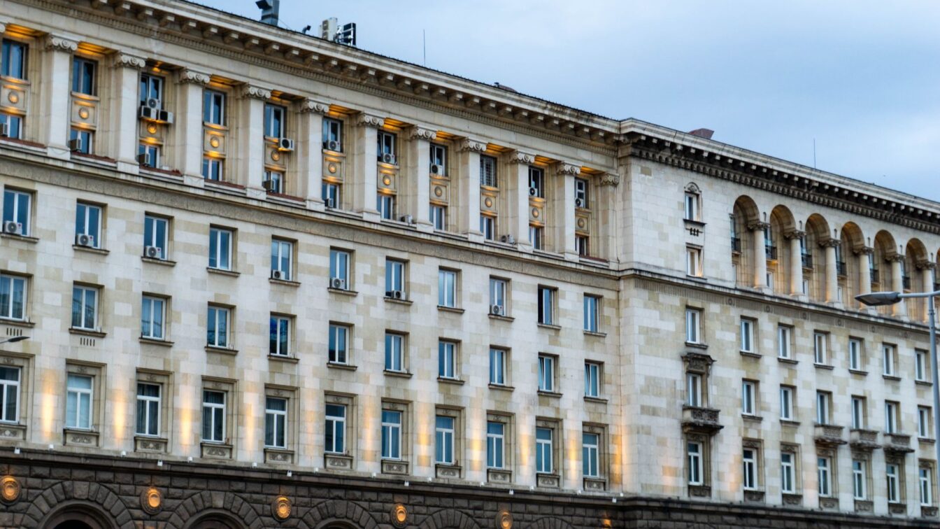 România primește peste 301 milioane de euro după deblocarea fondurilor PNRR