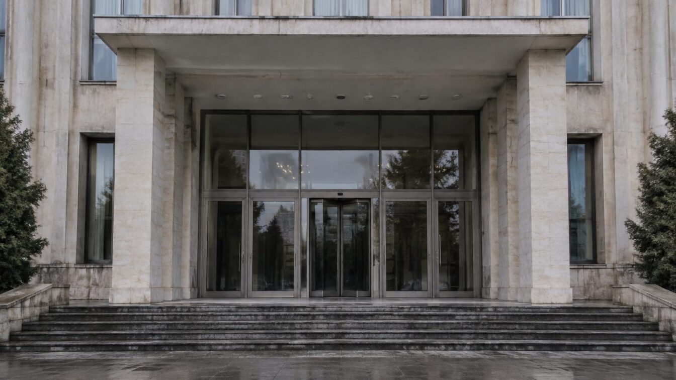 Ilie Bolojan își prezintă bilanțul la plecarea din Guvern, înaintea rectificării bugetare