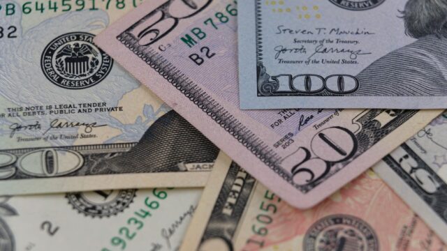 Inflația americană de 3,7% ridică la aproximativ 45% pariurile pe creșterea dobânzilor Fed