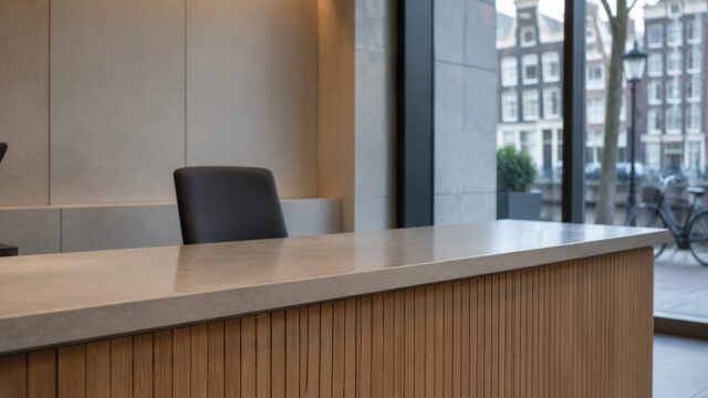 ING nu poate închide contul Gazprom International Projects până când compania găsește altă bancă, a decis tribunalul