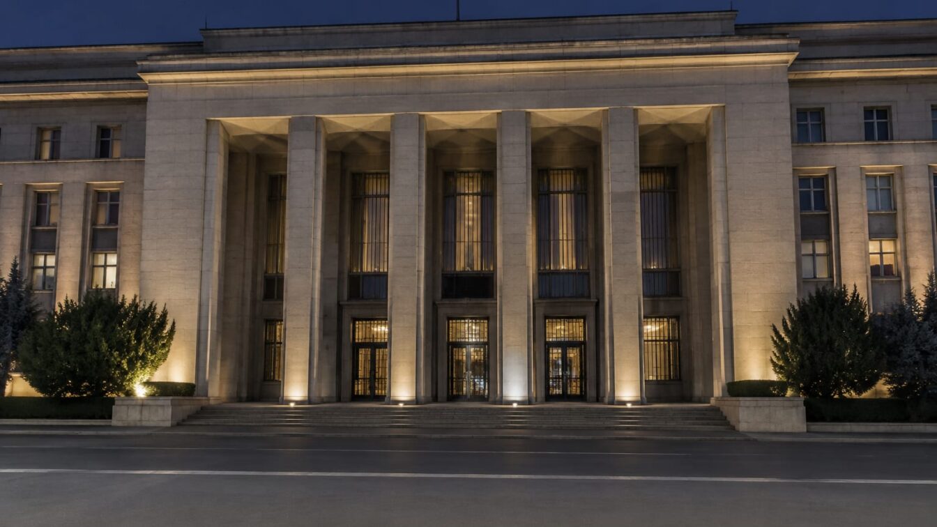 Guvernul înființează două funcții de ministru delegat pentru digitalizare și învățământ preuniversitar