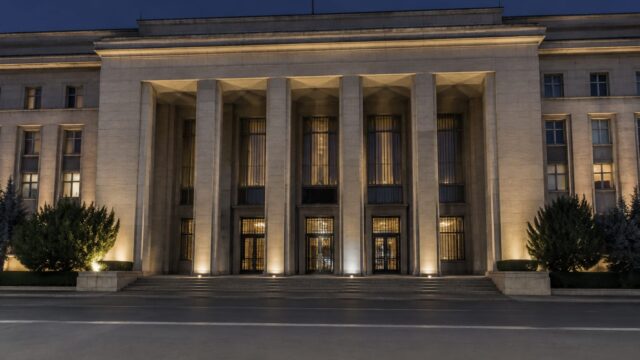 Guvernul înființează două funcții de ministru delegat pentru digitalizare și învățământ preuniversitar