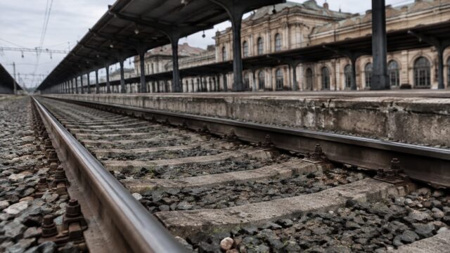 Guvernul aprobă modernizarea a 398 km de linii feroviare în București și Ilfov, cu o investiție estimată la 17,89 miliarde lei