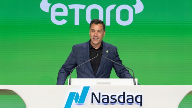 Nasdaq-100 a scăzut cu 2,92% într-o zi, dar fondurile cu acțiuni tehnologice nu scad automat la fel