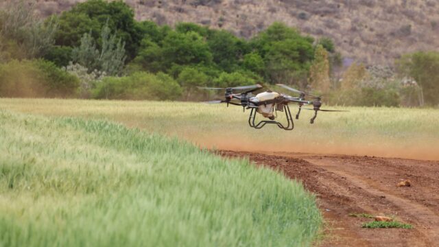 Un pachet de dronă agricolă pornește de la 9.138,30 EUR fără TVA în oferta din octombrie. Ce include investiția