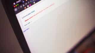 Cum pot firmele să identifice autentificarea falsă care expune conturile Google și bugetele de publicitate