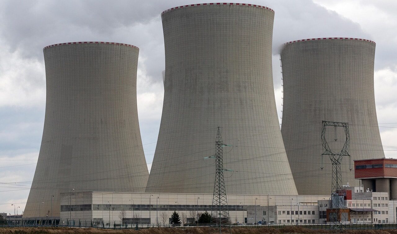 România ocupă locul doi în Europa la prețul electricității spot, cu un nivel triplu față de Germania