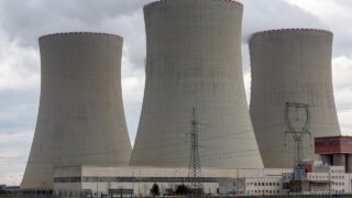 Hidroelectrica își taie profitul estimat la 3 miliarde de lei după secetă și cumpărări mai mari din piață