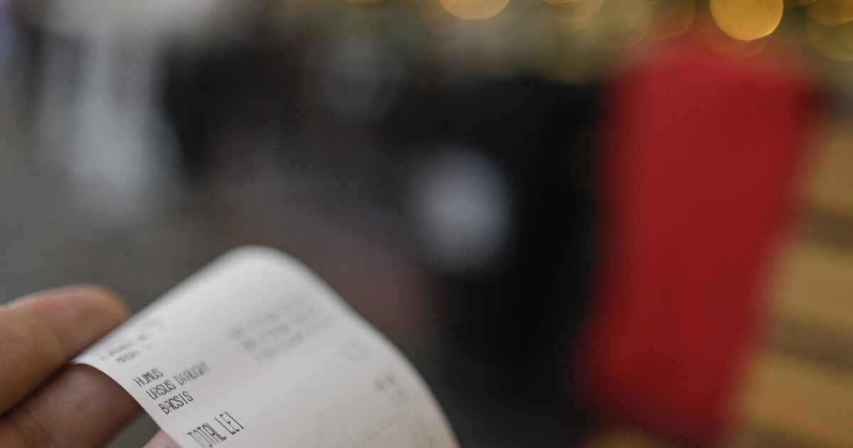 Bonurile fără cod QR pot aduce amenzi de 4.000 de lei după expirarea suspendării. Ce pot verifica firmele