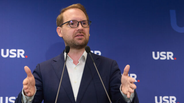 Dominic Fritz acuză PSD că mărește cheltuielile Guvernului prin cinci secretari de stat și doi miniștri suplimentari