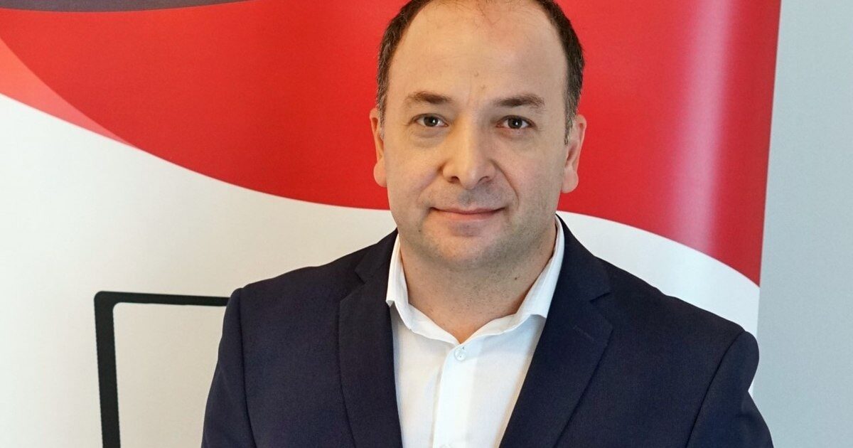 S&P păstrează România în categoria recomandată investițiilor, dar avertizează asupra riscului de retrogradare