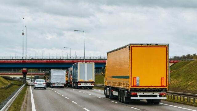 UNTRR reclamă blocaje la TollRo. Un operator raportează peste 100 de autovehicule afectate
